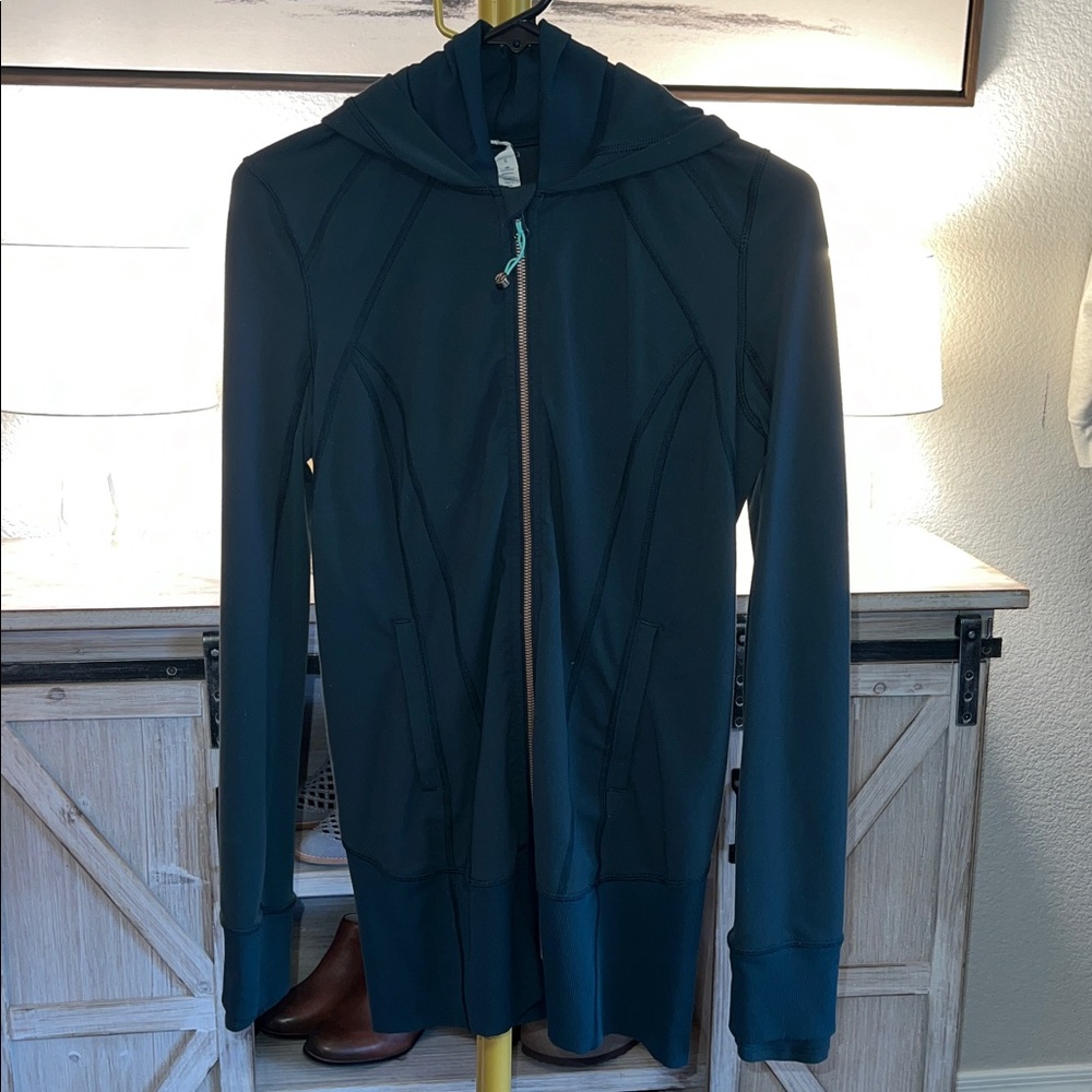 Lululemon Define